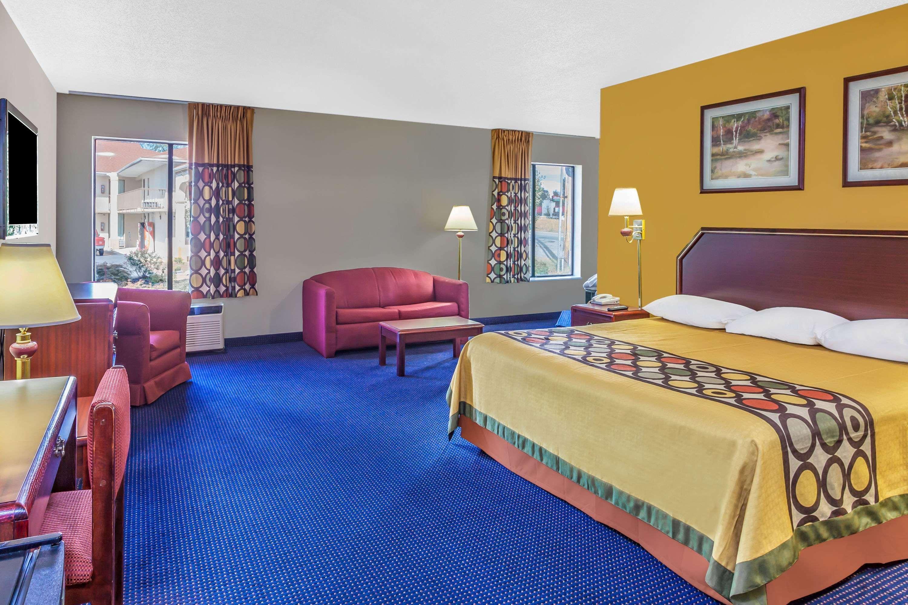 Super 8 By Wyndham Morristown/south Hotel Morristown